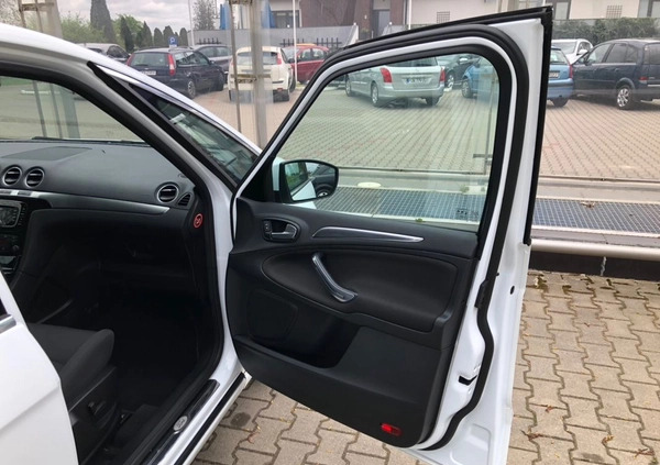 Ford S-Max cena 38900 przebieg: 151000, rok produkcji 2012 z Iwonicz-Zdrój małe 704
